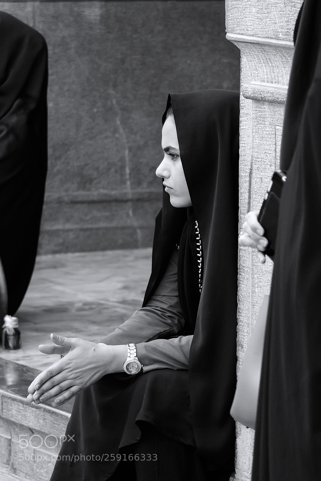 Canon EOS 760D (EOS Rebel T6s / EOS 8000D) sample photo. Girl in shrine photography