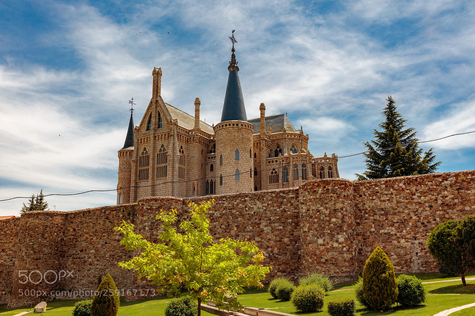 Canon EOS 5DS R sample photo. Palacio de gaudi astorga photography