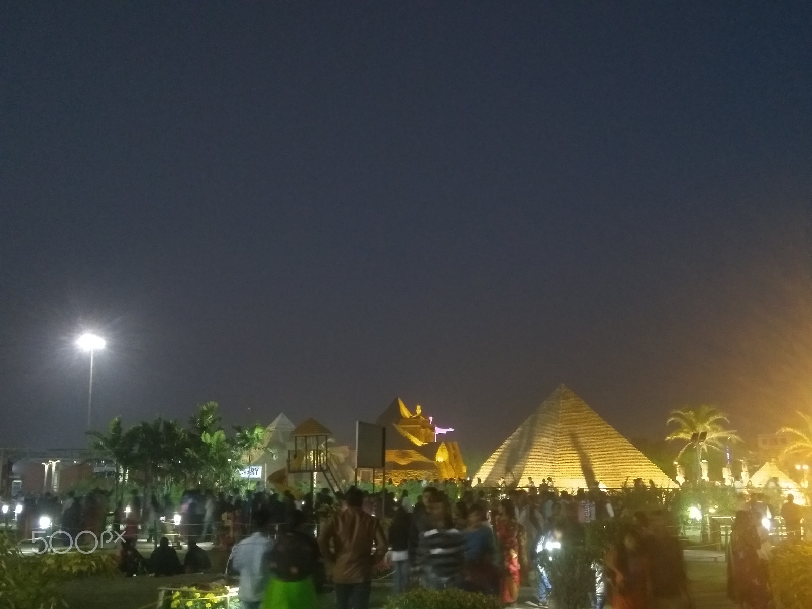 Motorola Moto G (5S) Plus sample photo. Evening time in eco park photography