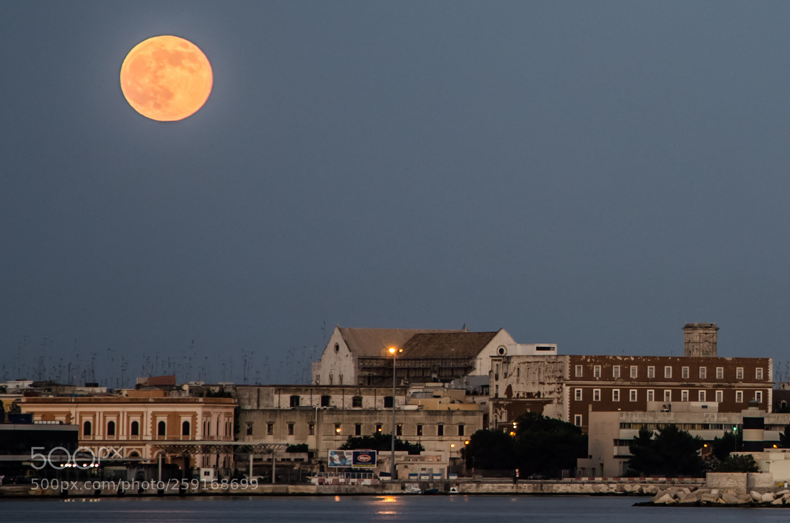 Nikon D5100 sample photo. Red full moon photography