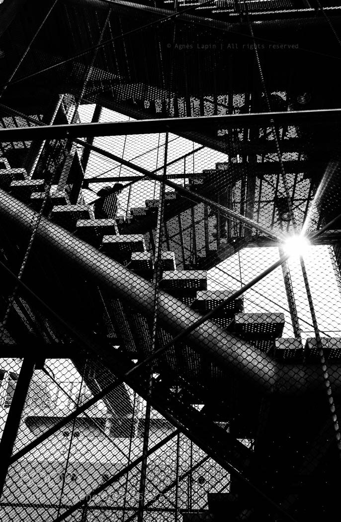 Nikon D5100 sample photo. Hidden light photography