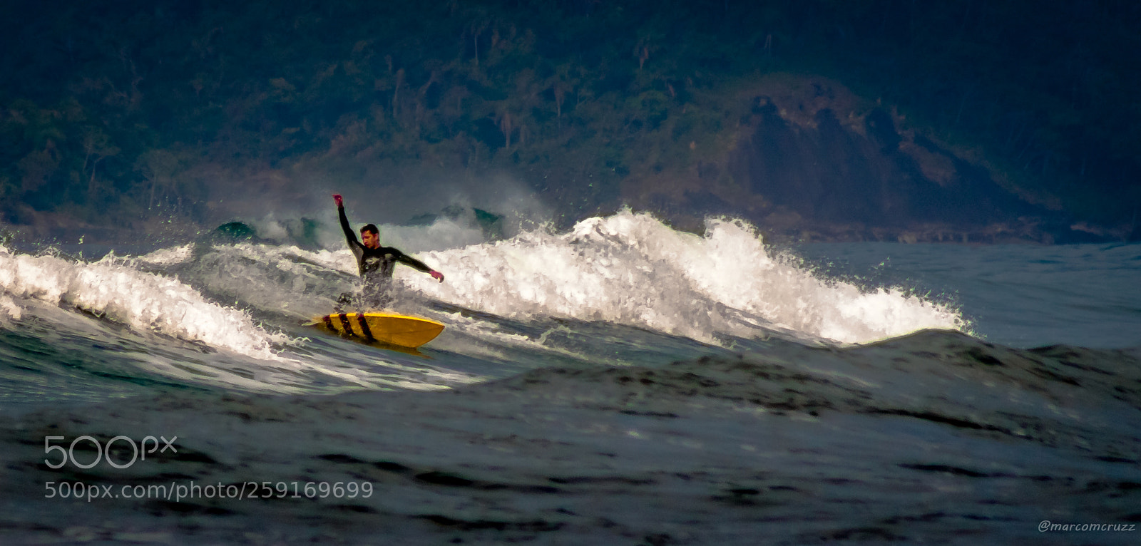Canon EOS 1200D (EOS Rebel T5 / EOS Kiss X70 / EOS Hi) sample photo. Surfer photography