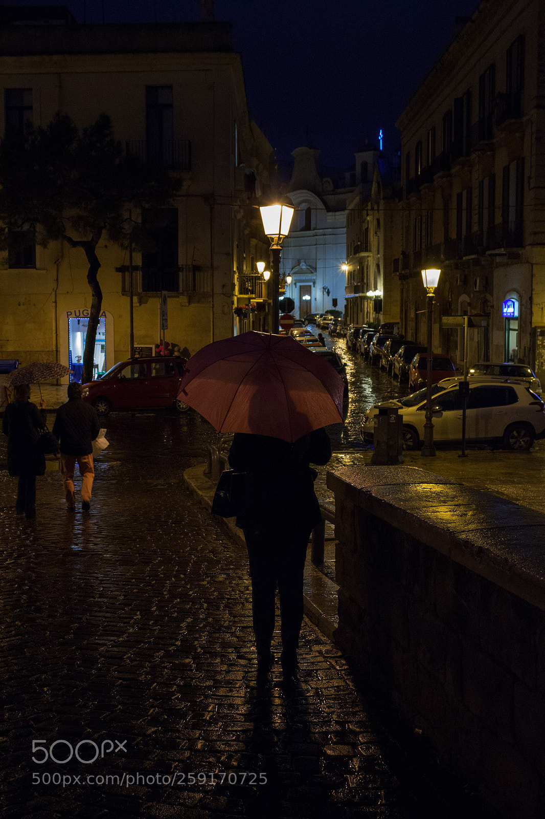 Canon EOS 700D (EOS Rebel T5i / EOS Kiss X7i) sample photo. The red umbrella photography