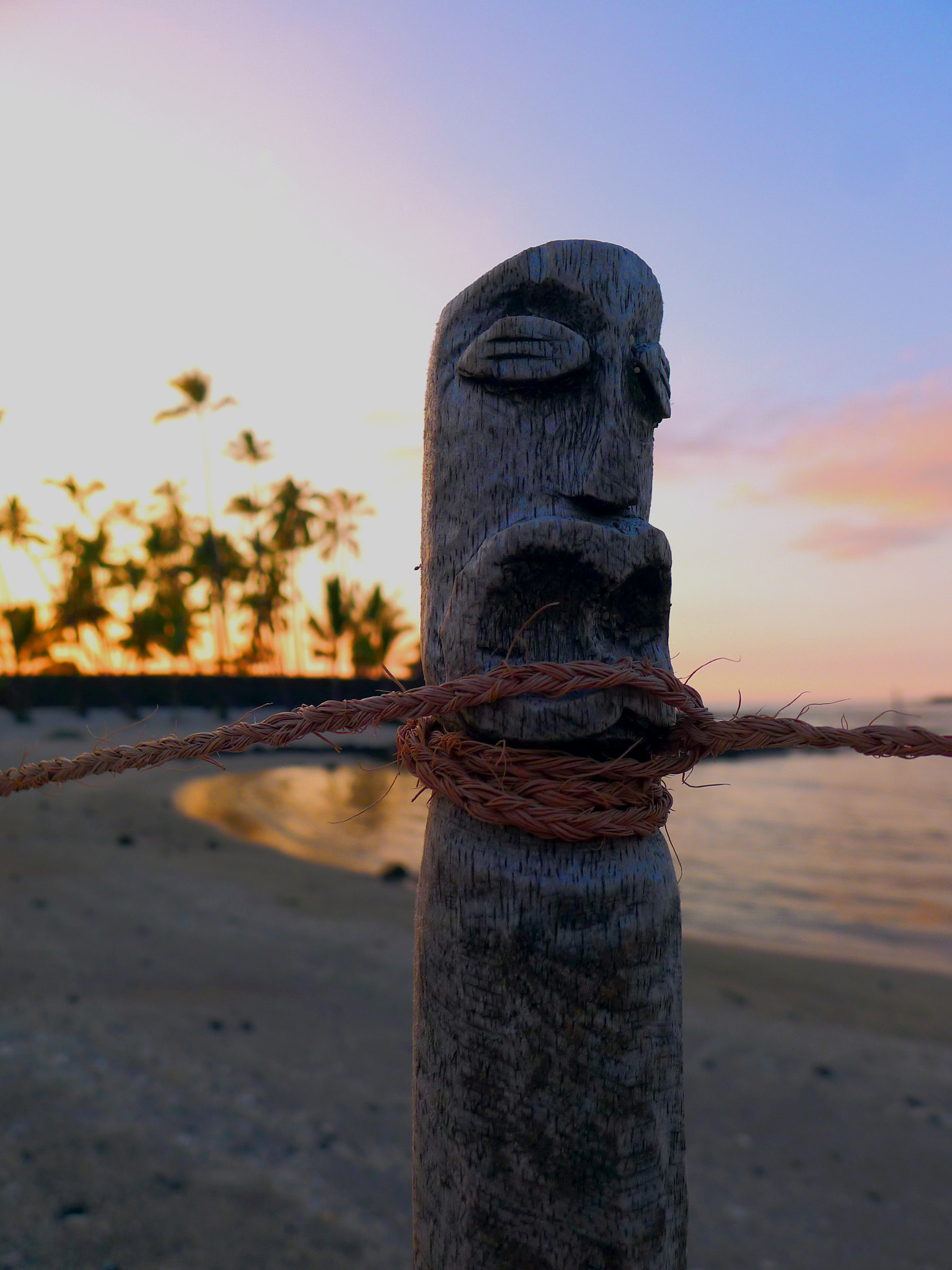 Panasonic Lumix DMC-LX5 sample photo. Hawaiian custom at the kailua bay photography