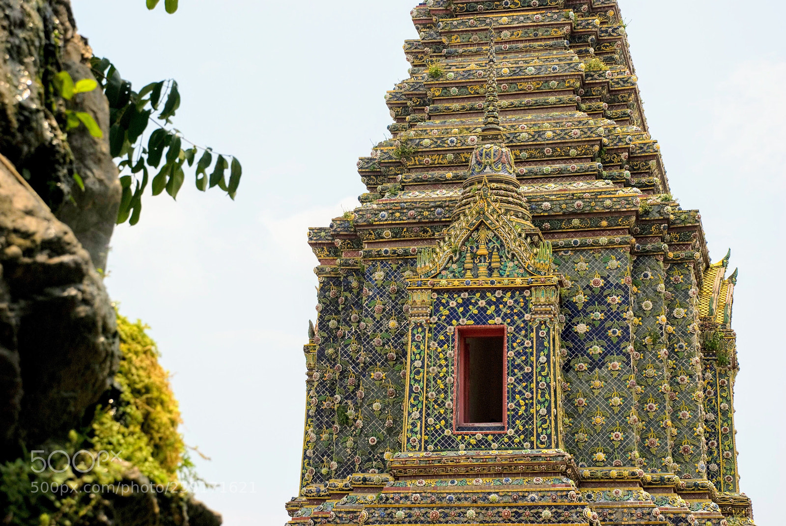 Nikon D80 sample photo. Tower of wat pho photography