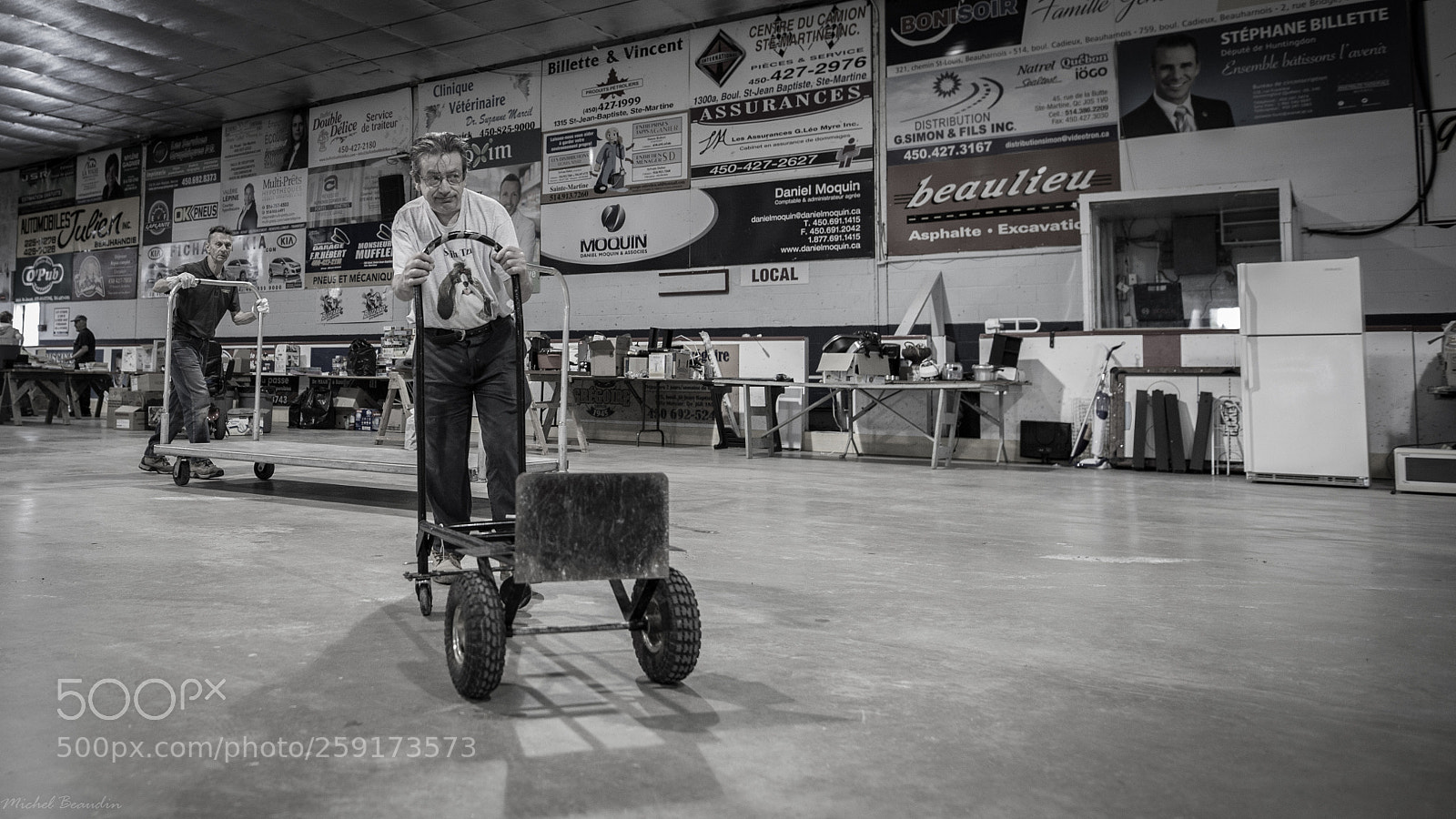 Canon EOS 6D sample photo. Bazar ste-martine photography