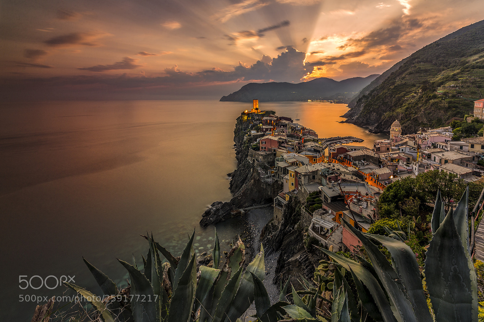 Canon EOS-1D X sample photo. Sunset- vernazza (italy) photography