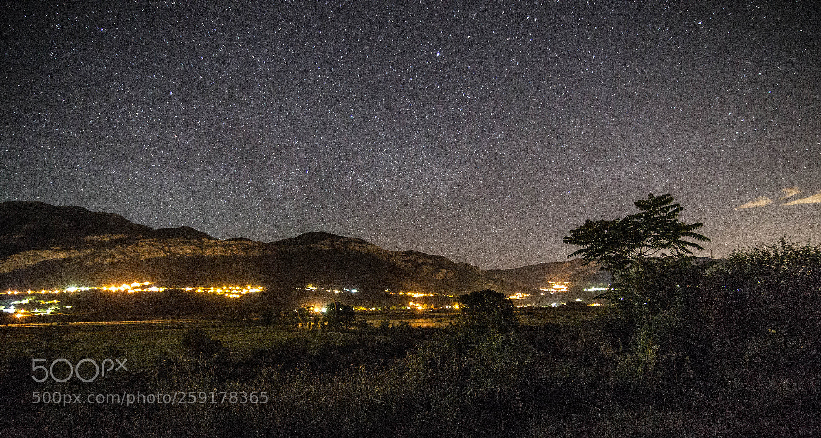 Canon EOS 6D sample photo. Night in may photography