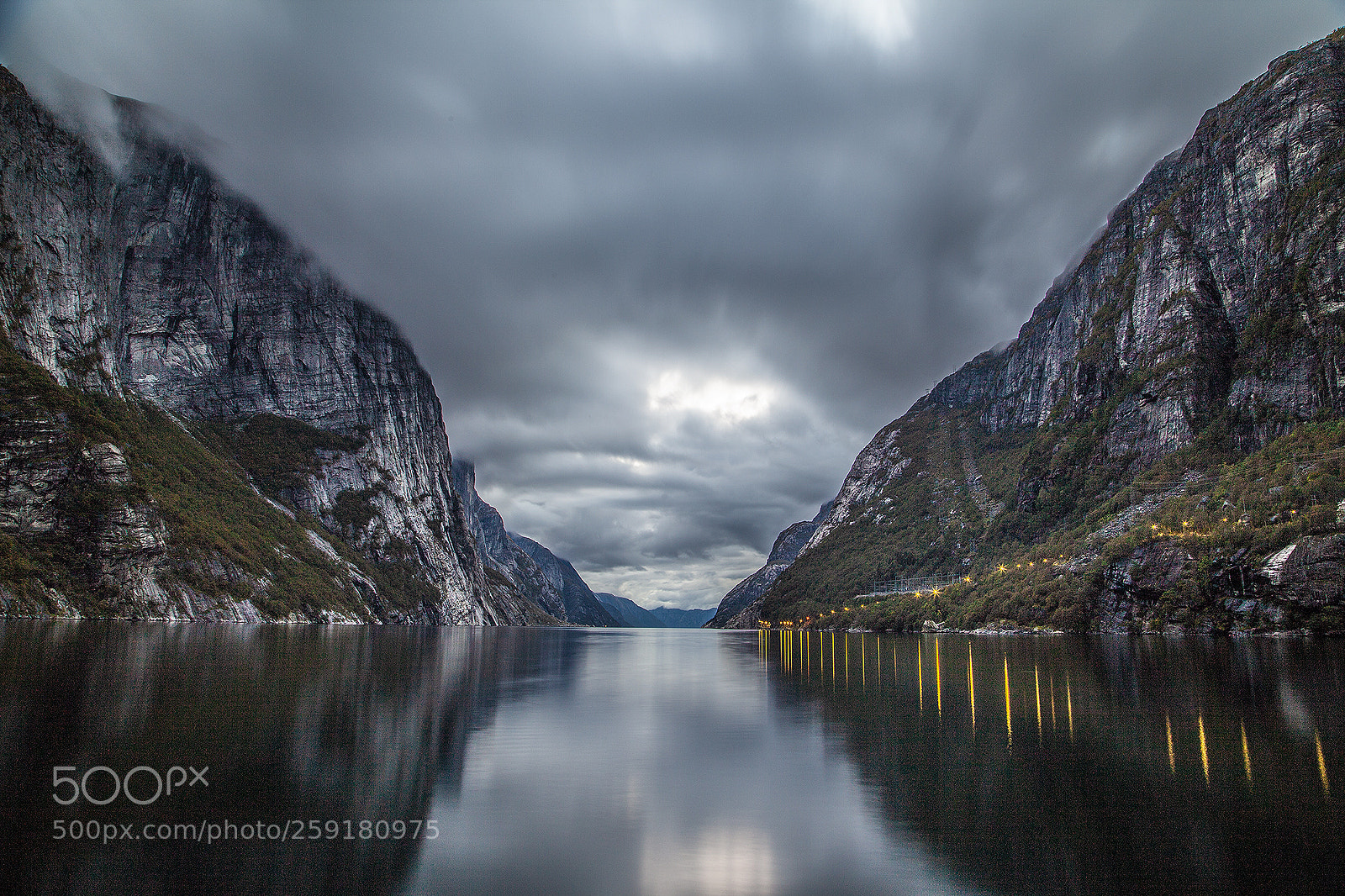 Canon EOS 5D Mark II sample photo. Lysebotn photography
