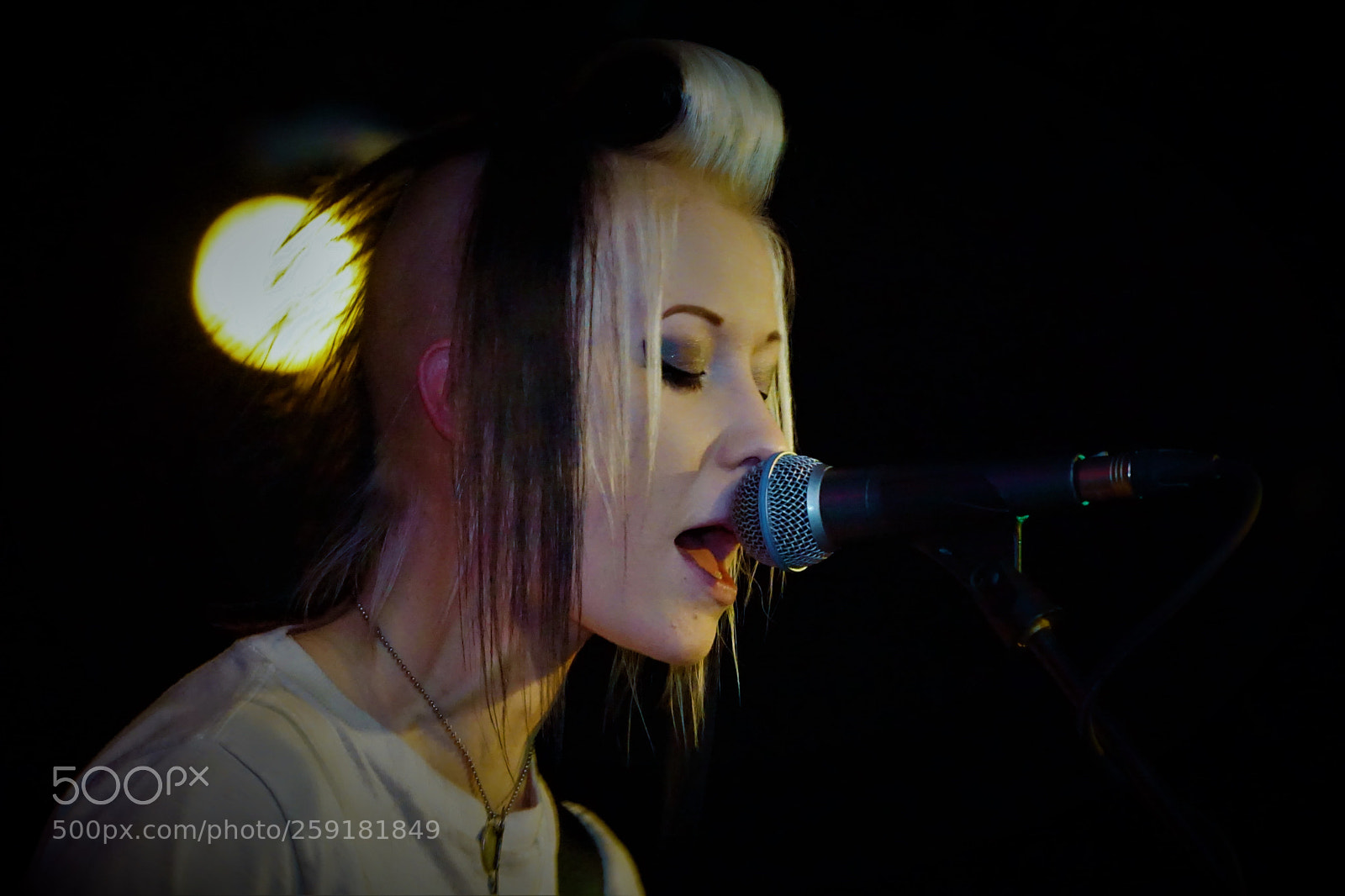 Sony a6000 sample photo. Maid of ace band photography