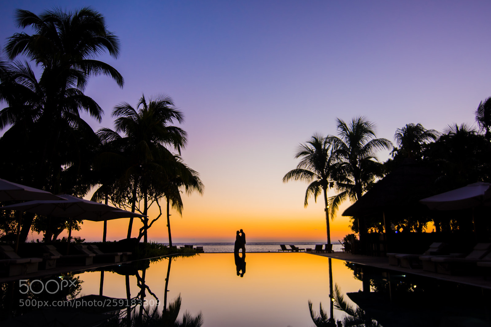 Nikon D810 sample photo. Silhouette of couple photography