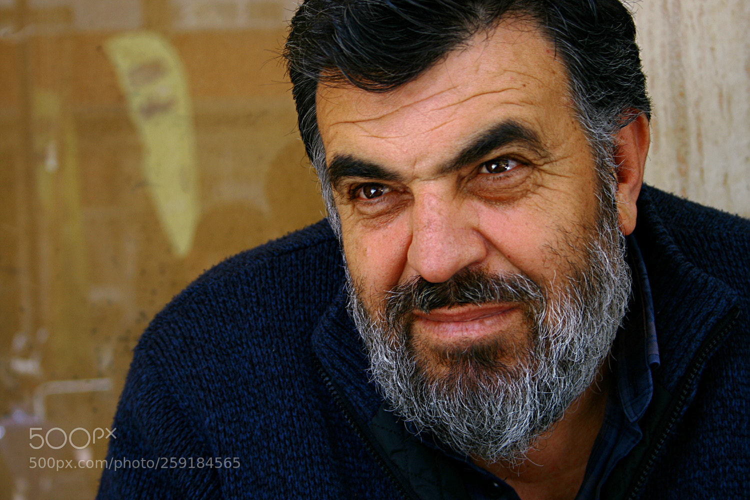 Canon EF-S 18-55mm F3.5-5.6 II sample photo. Dinlenme kiraathanesİnden portreler_10 photography