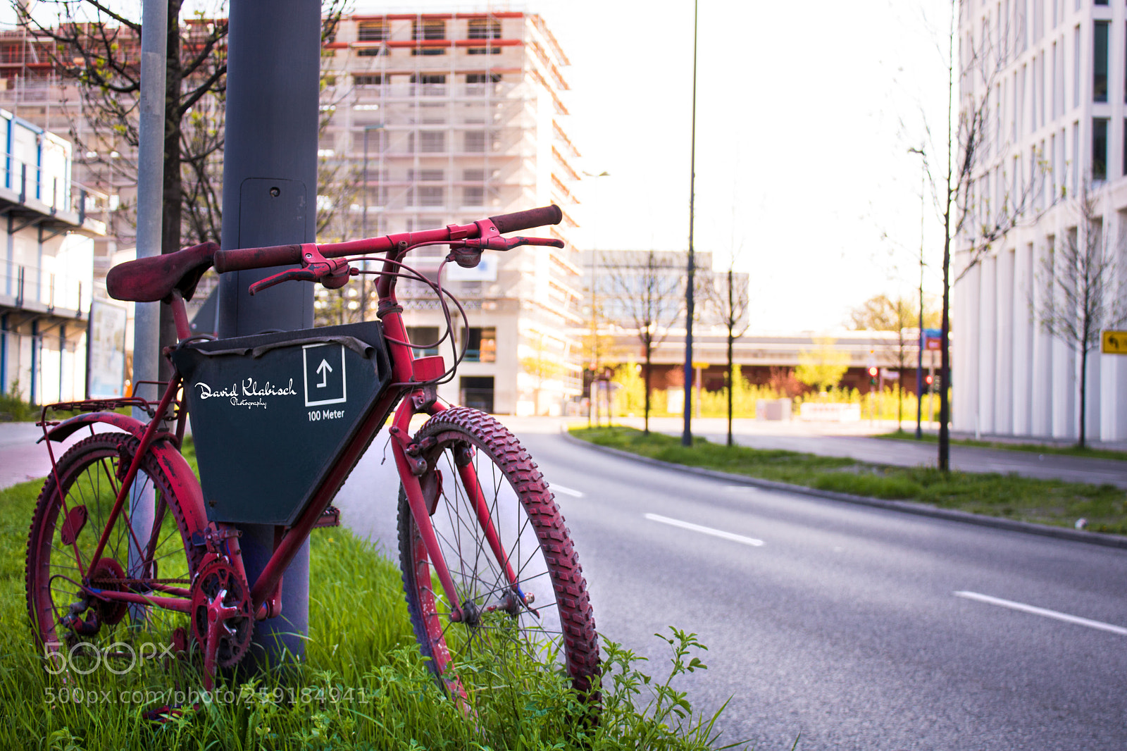 Canon EOS 750D (EOS Rebel T6i / EOS Kiss X8i) sample photo. Beautiful red bike photography