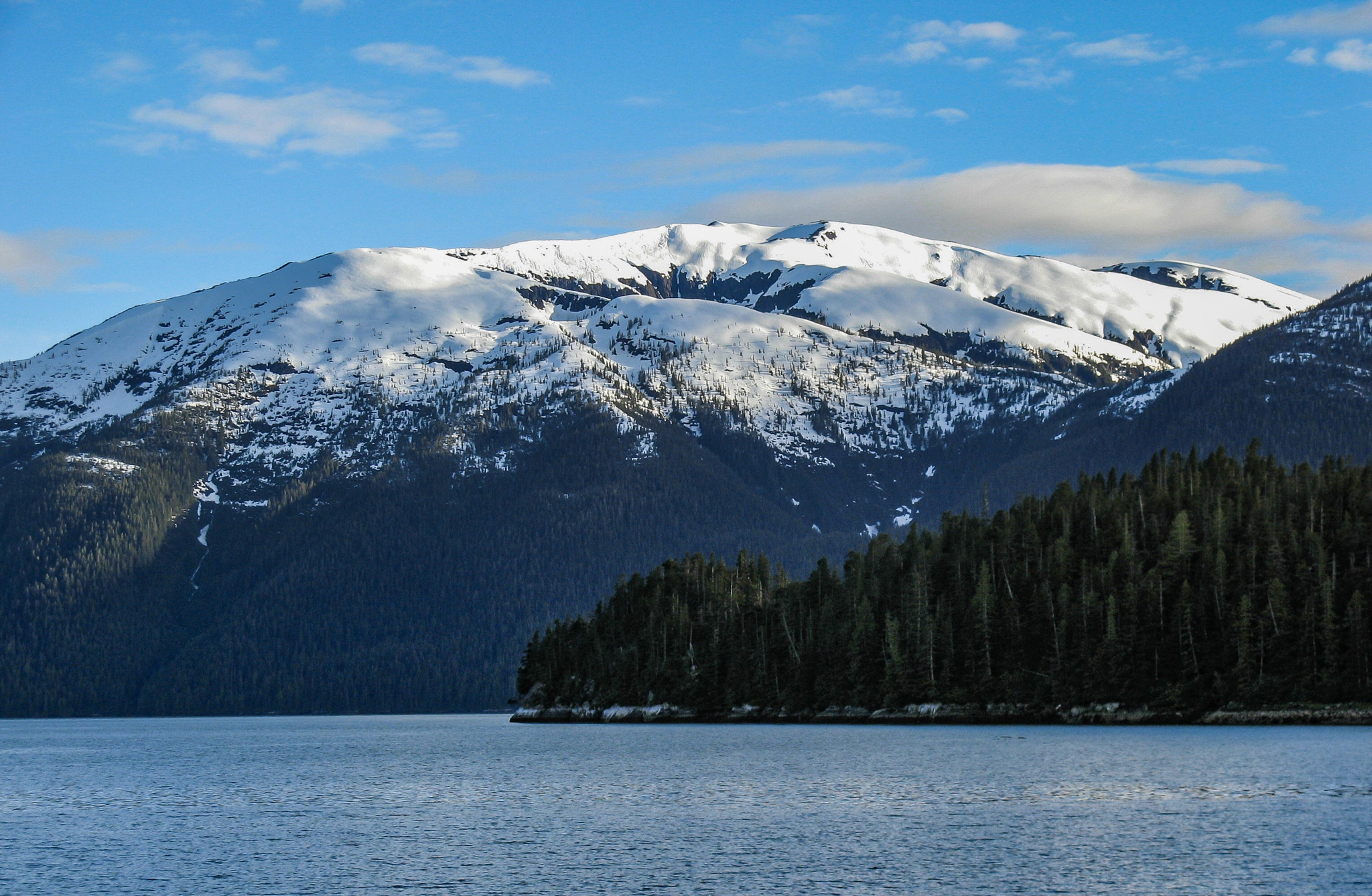 Canon POWERSHOT A710 IS sample photo. Bluebird and snow capped photography