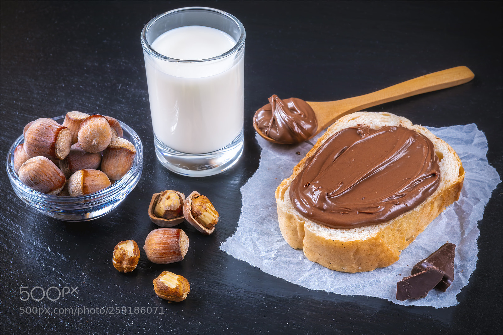 Canon EOS 5D Mark IV sample photo. Hazelnut nougat cream on photography