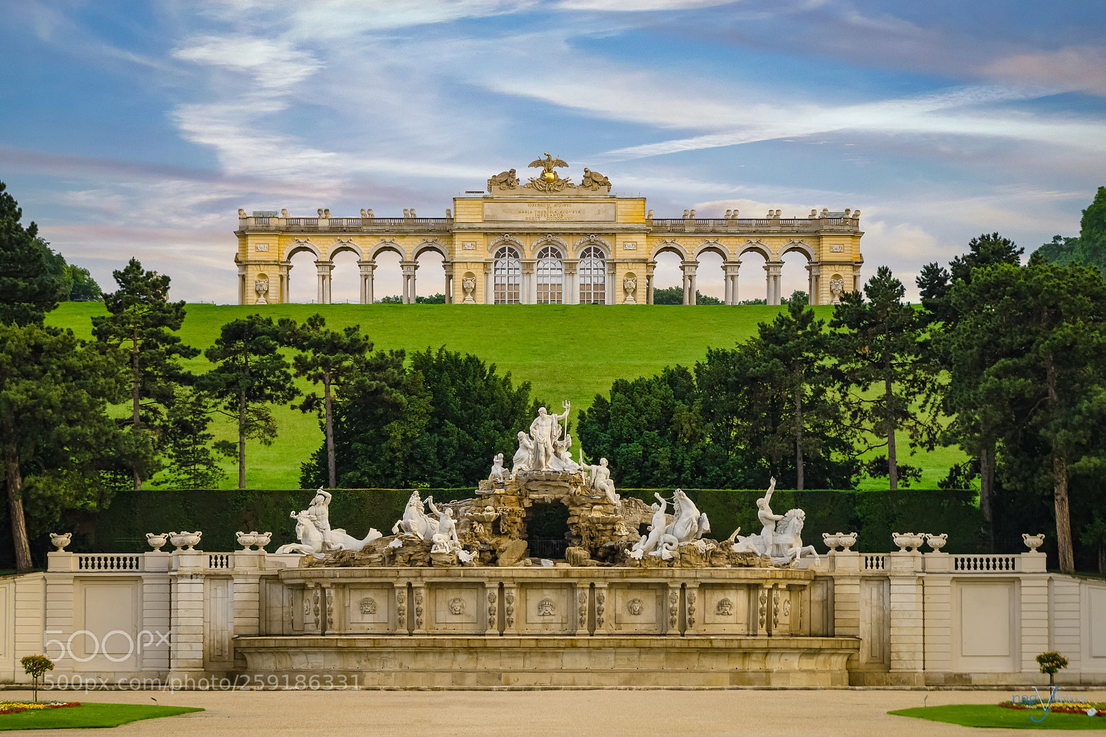 Sony SLT-A58 sample photo. Gloriette photography