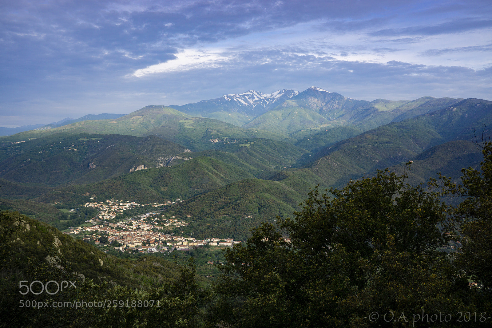Sony a6000 sample photo. Arles et canigou photography