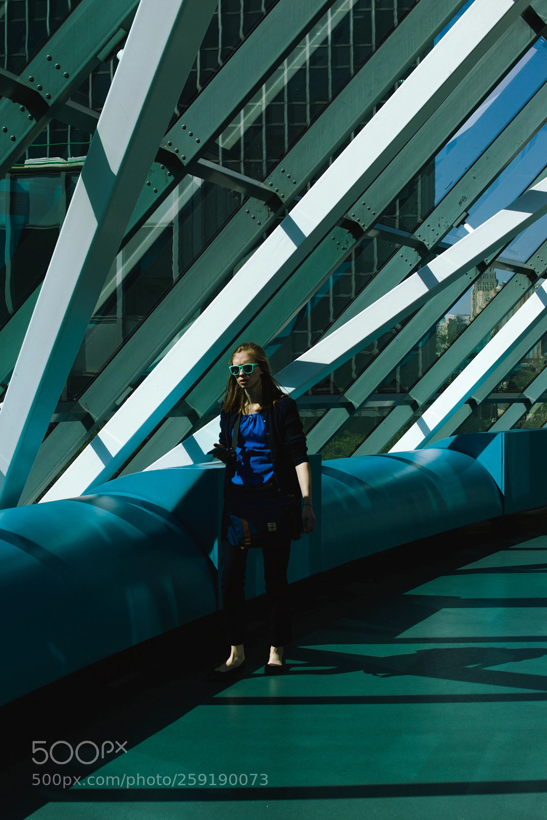 Canon EOS 77D (EOS 9000D / EOS 770D) sample photo. Street portrait. photography