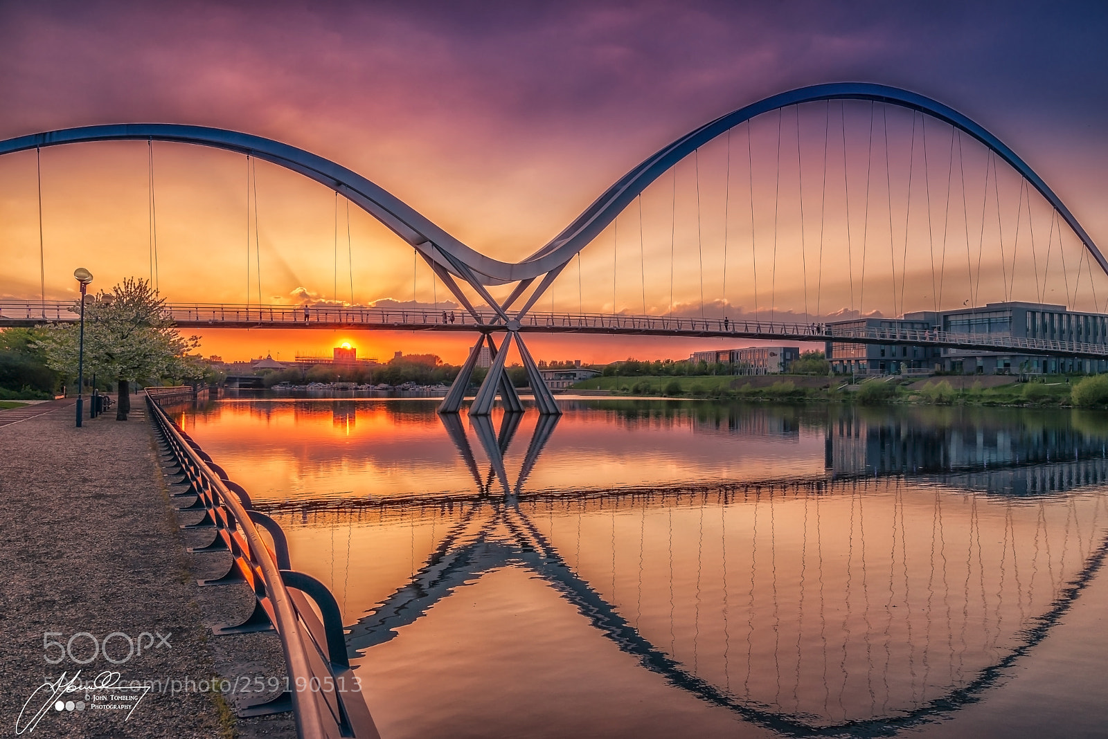 Nikon D800 sample photo. Infinity bridge photography
