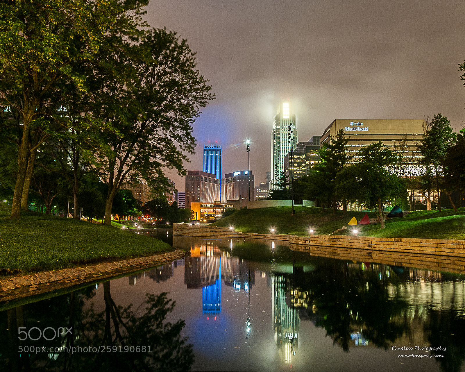 Nikon D700 sample photo. Gene leahy mall reflection photography