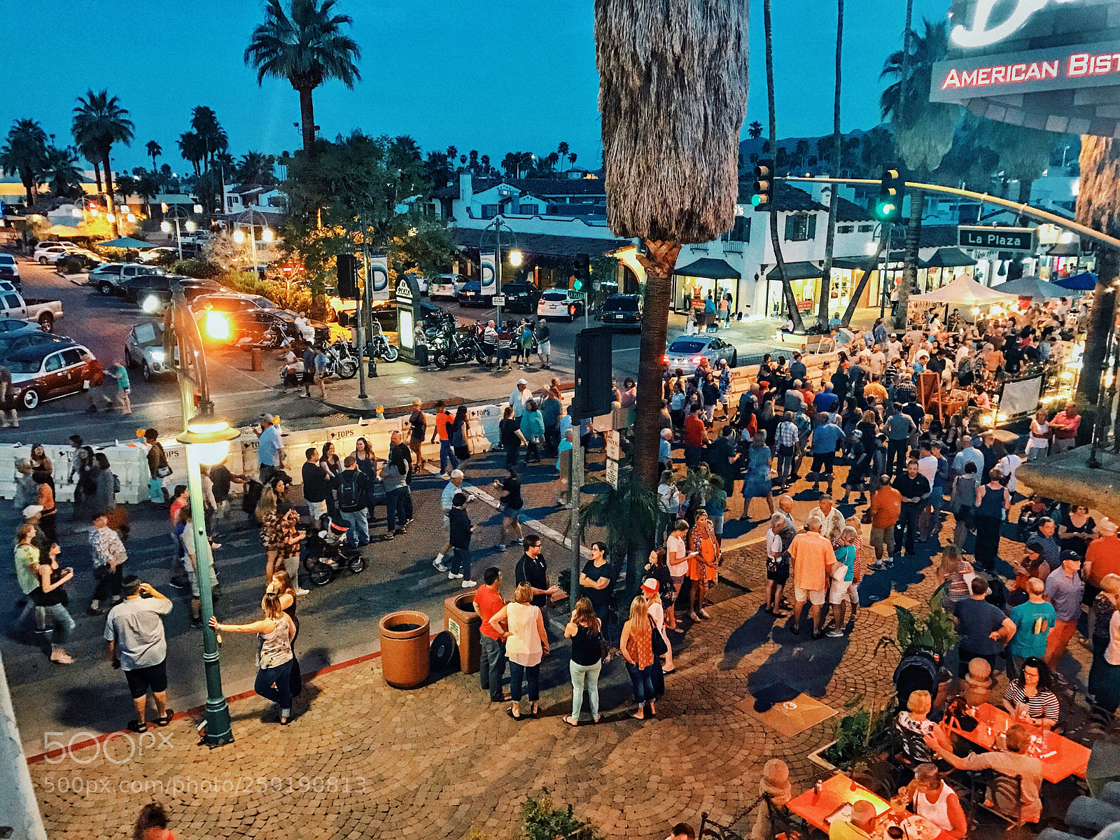 Apple iPhone 7 Plus sample photo. Palm springs village fest photography