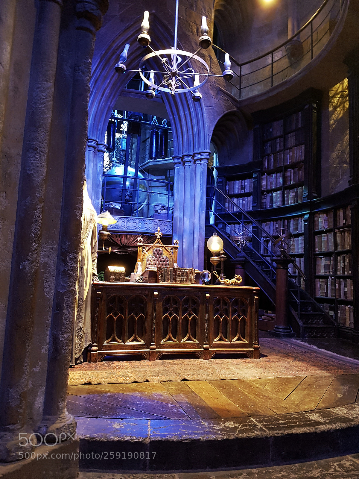 Samsung Galaxy S7 sample photo. Dumbledore office photography