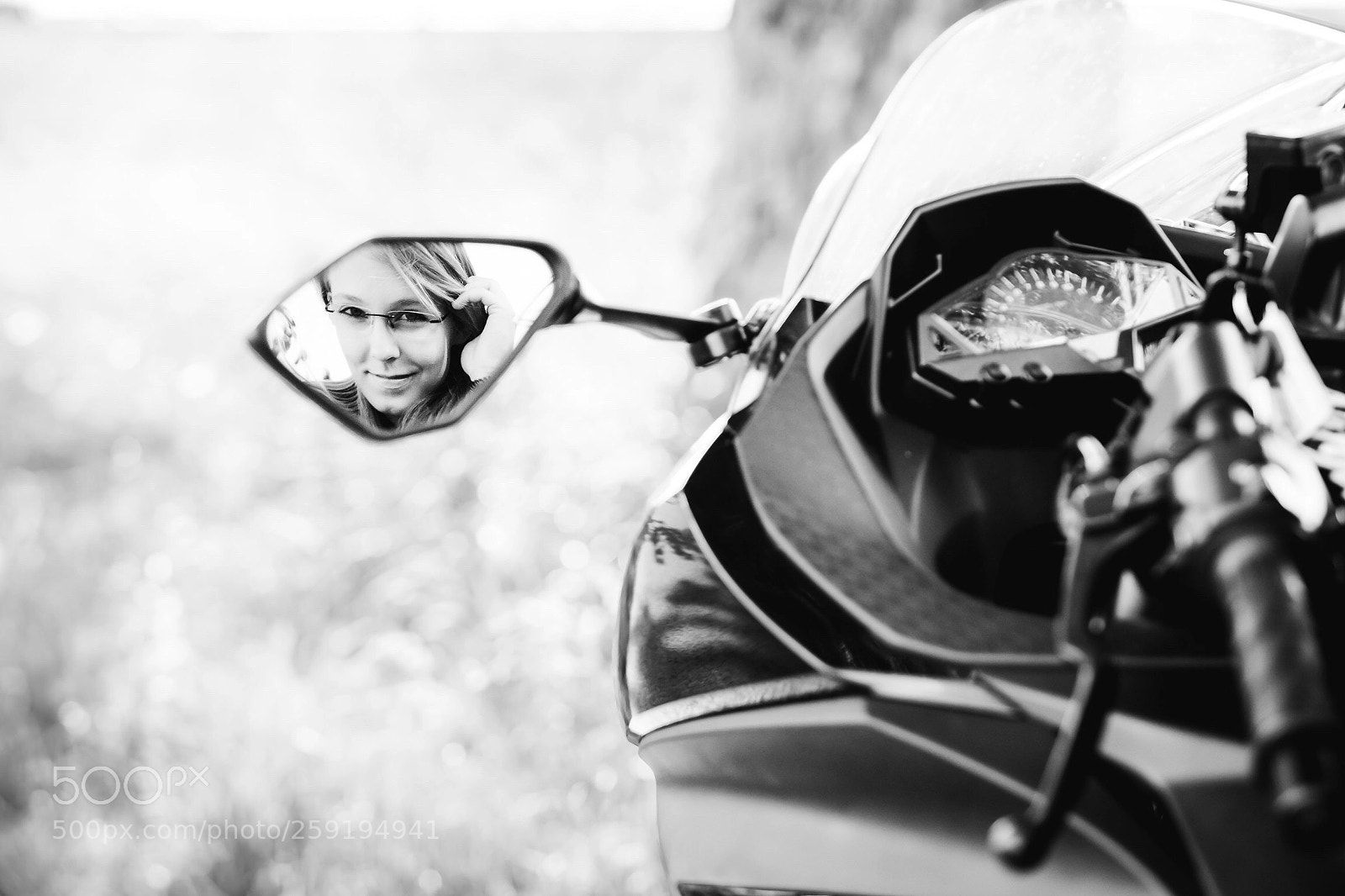 Fujifilm X-T2 sample photo. Mirror photography
