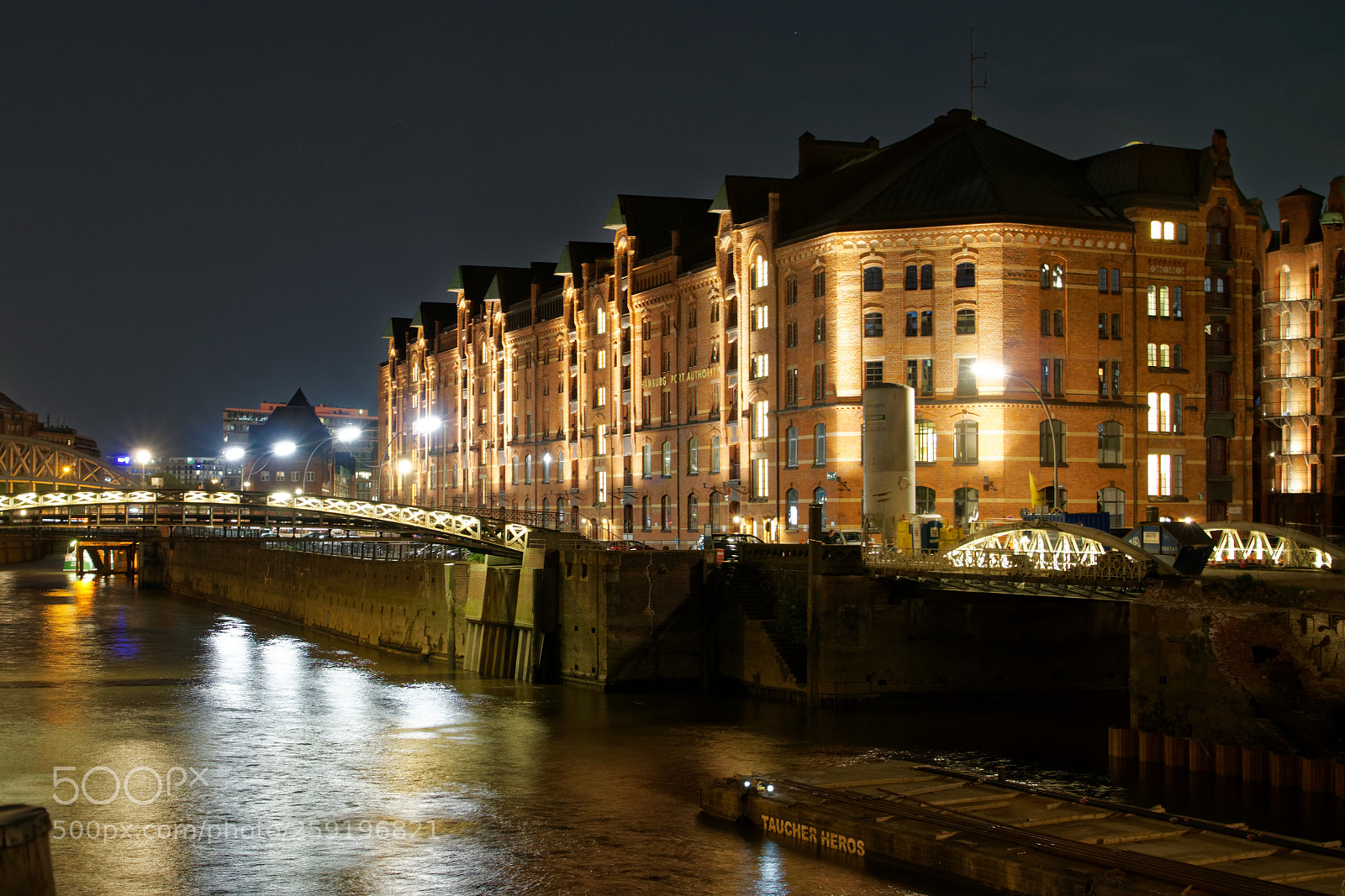 Sony a6500 sample photo. Hamburg speicherstadt photography
