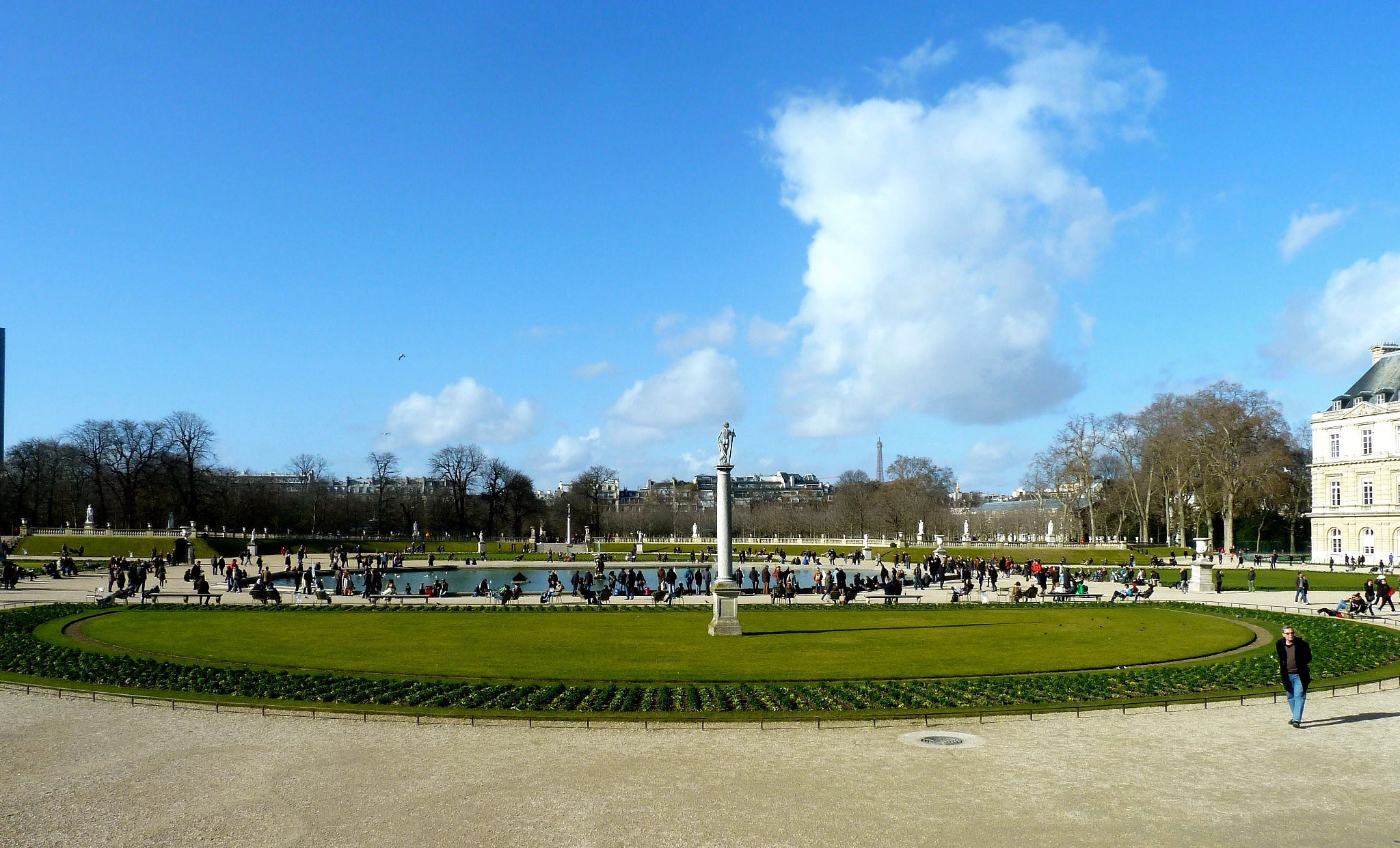 Panasonic Lumix DMC-ZS5 (Lumix DMC-TZ8) sample photo. Jardin du luxembourg photography