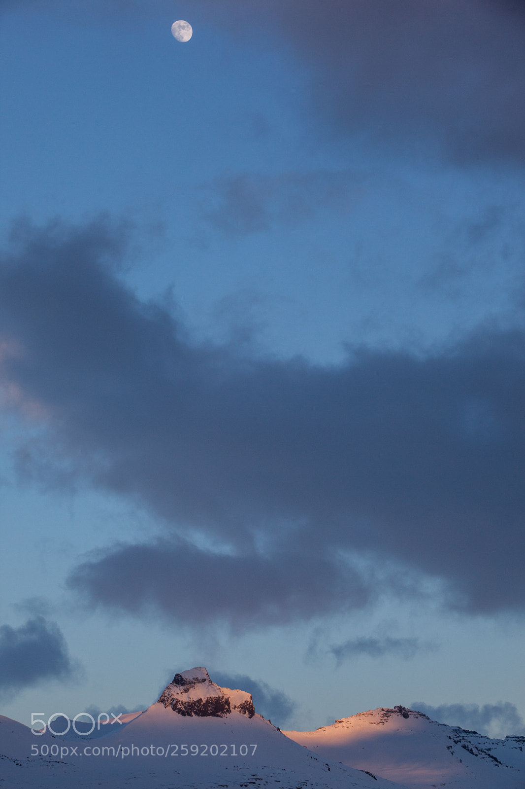 Canon EOS 5D Mark II sample photo. Berufjörður moon photography