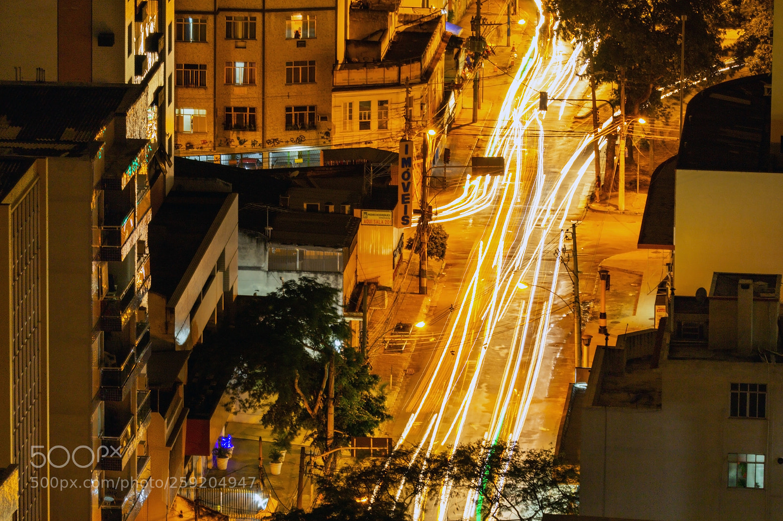 Canon EOS 60D sample photo. Chaotic lights photography