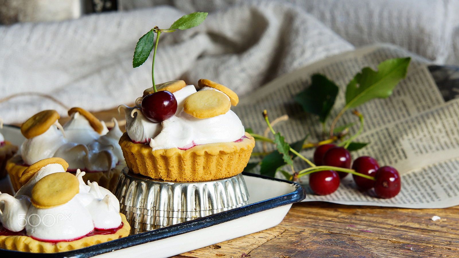 Sony Alpha NEX-5R sample photo. Pastry tartlets with meringue and cherry photography
