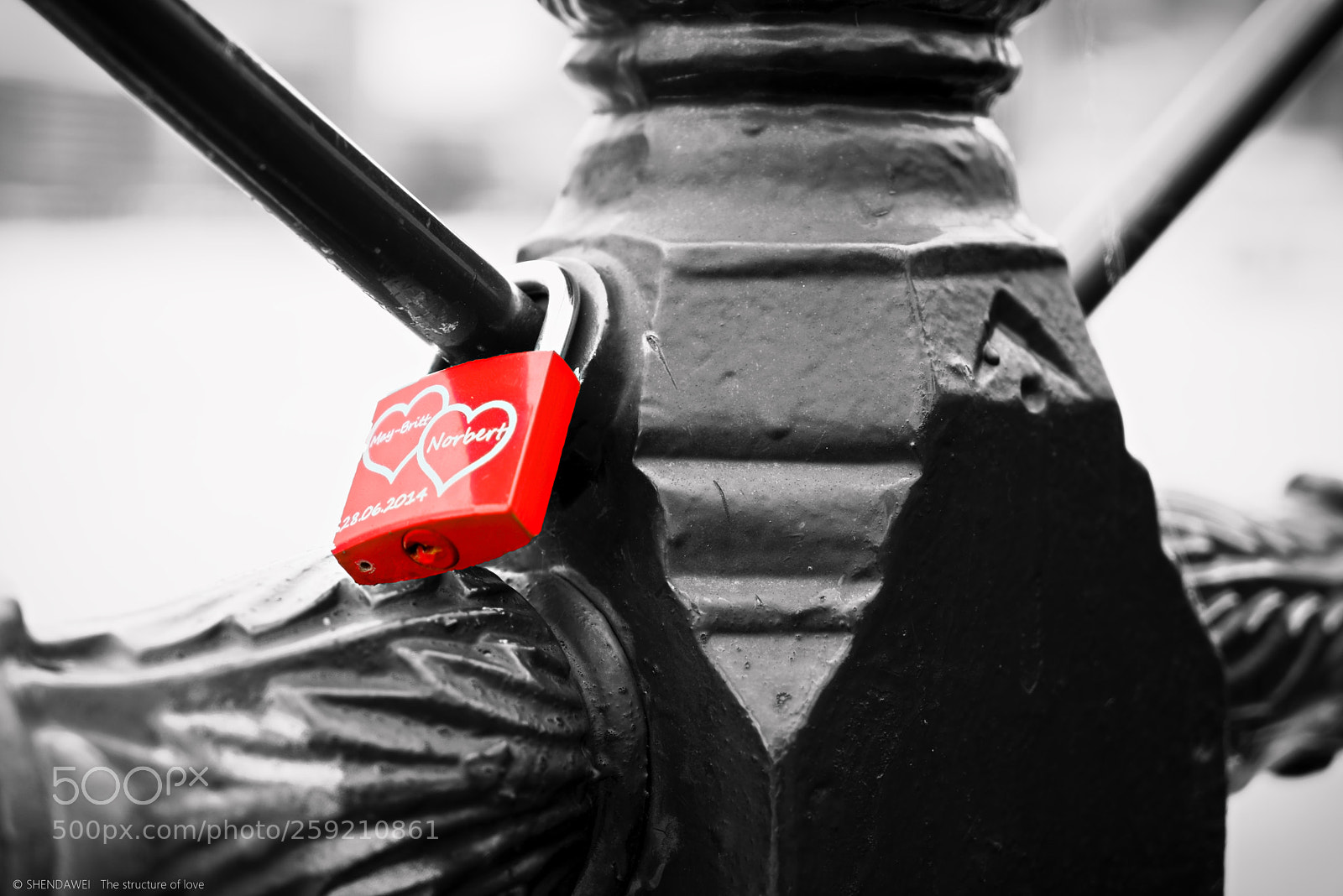Sony a7R sample photo. The structure of love photography