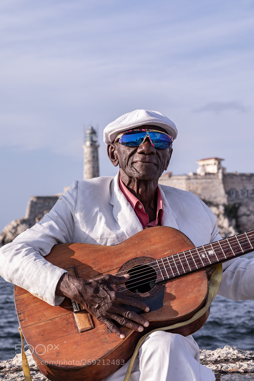 Canon EOS 5D Mark IV sample photo. Rey maraca malecon in photography