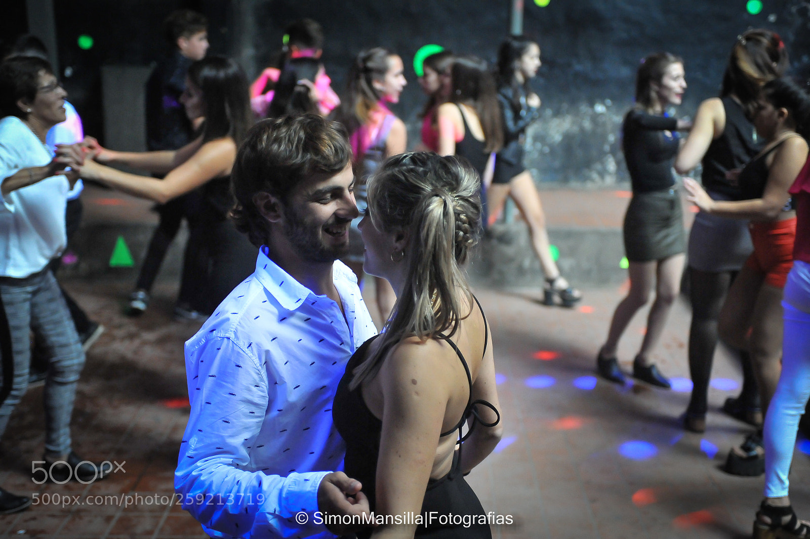 Nikon D700 sample photo. Night photography