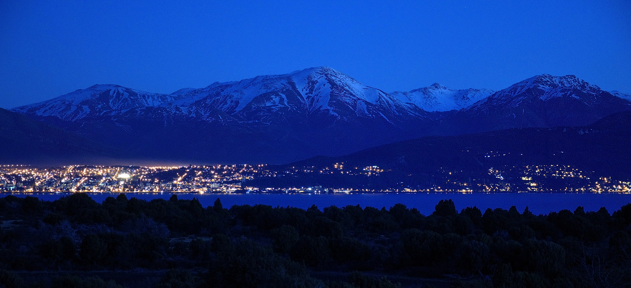 Nikon D5300 sample photo. Night lights photography