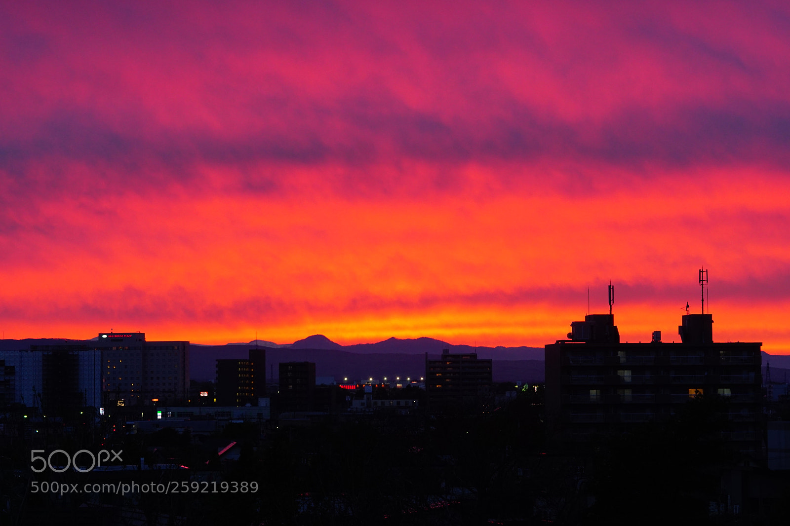 Sony a6300 sample photo. The red sky photography