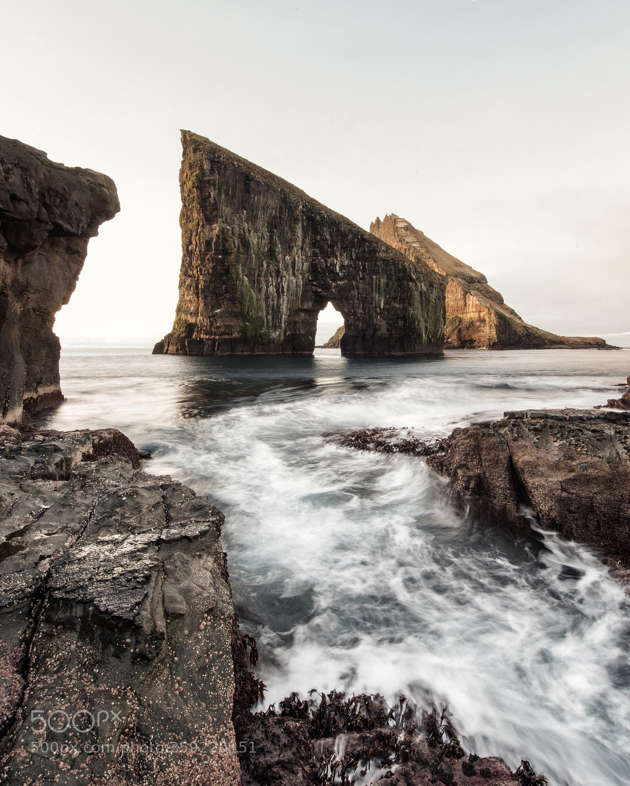 Nikon D810 sample photo. Sunset. drangarnir. faroe islands.  photography