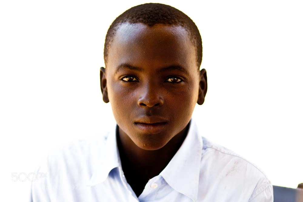 Canon EOS 5D sample photo. Schoolboy, guidan roumji photography