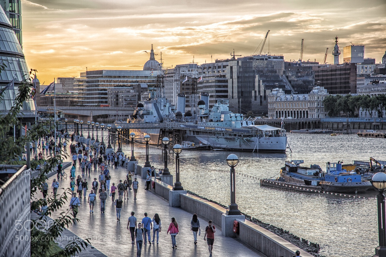 Canon EOS 5D Mark II sample photo. View from the queens photography