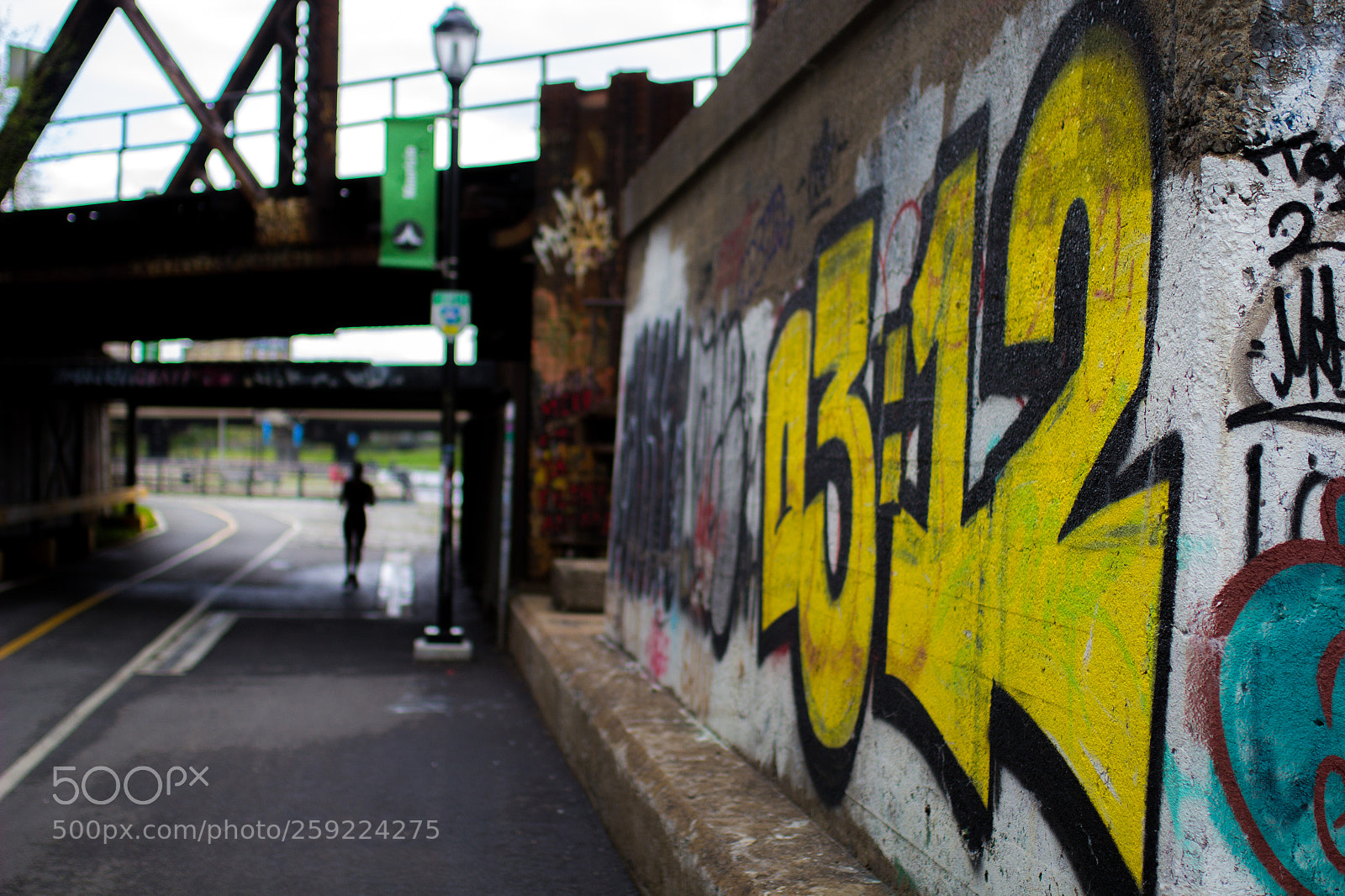 Canon EOS 60D sample photo. Urban alley photography