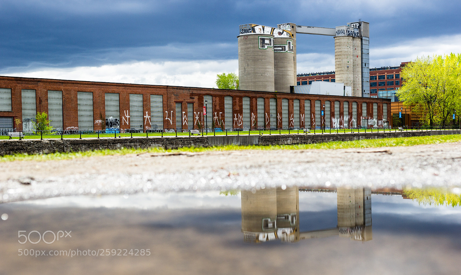 Canon EOS 60D sample photo. Urban reflection photography
