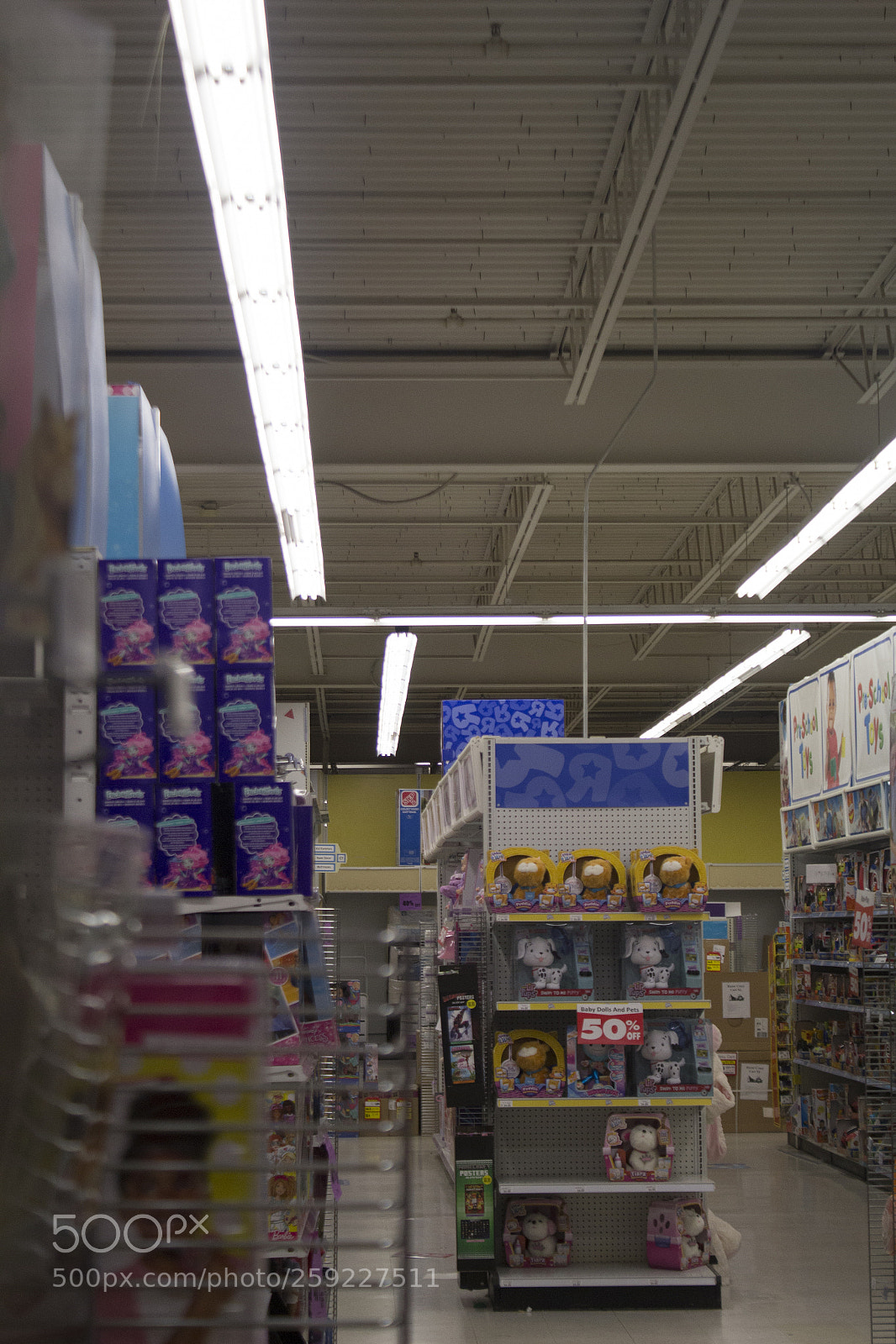 Canon EOS 1200D (EOS Rebel T5 / EOS Kiss X70 / EOS Hi) sample photo. 50 off toys at photography
