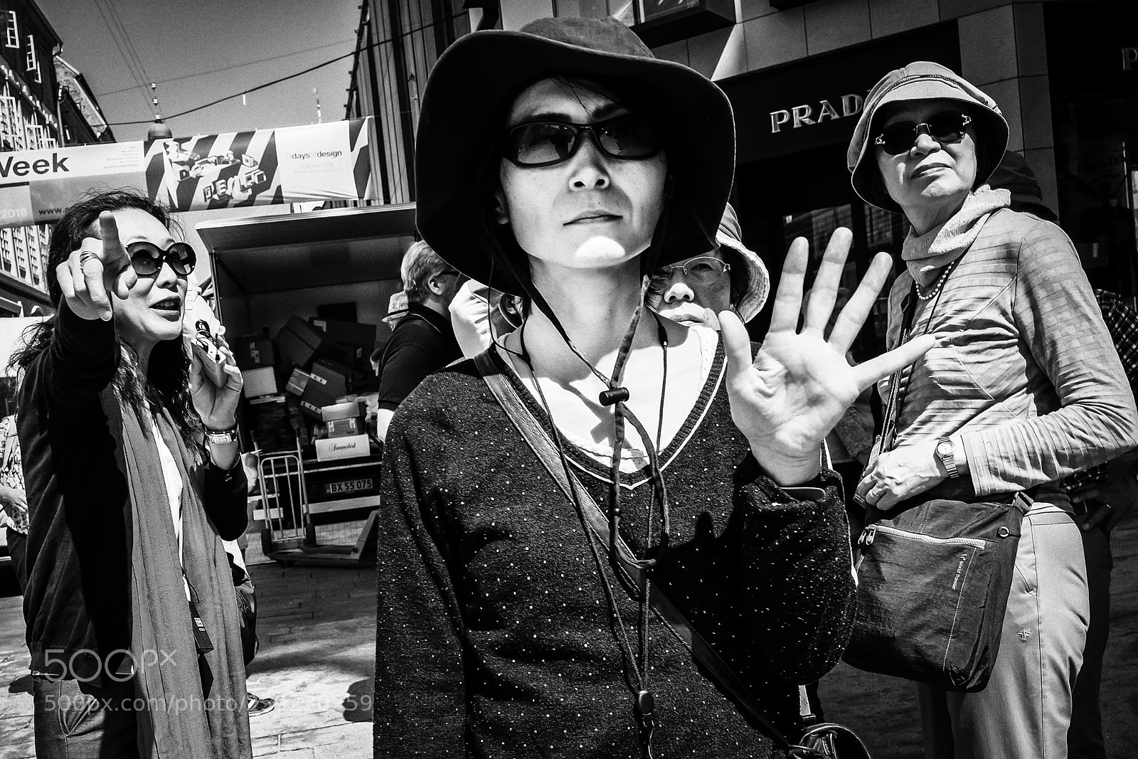Fujifilm X-Pro2 sample photo. Images on the run... photography