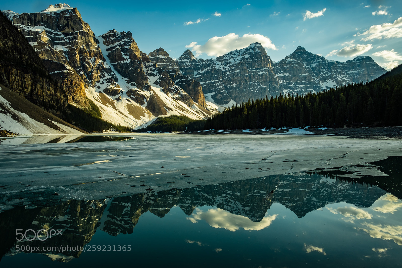 Fujifilm X-T2 sample photo. Moraine lake thawing photography
