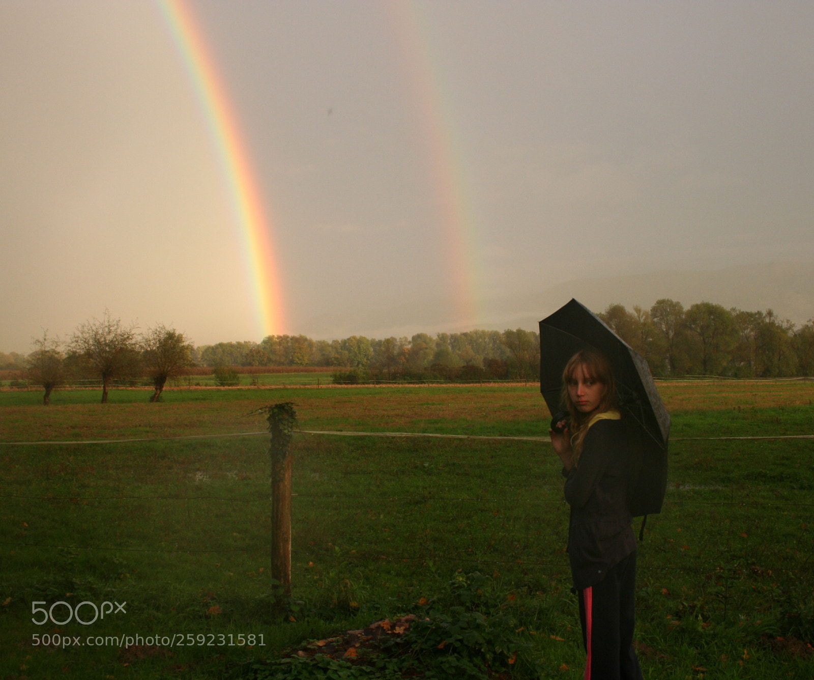 Canon EOS 350D (EOS Digital Rebel XT / EOS Kiss Digital N) sample photo. Practice...a double rainbow and photography