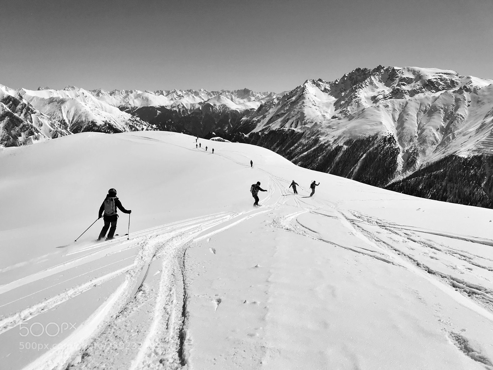 Apple iPhone 7 sample photo. Skiing on the edge photography