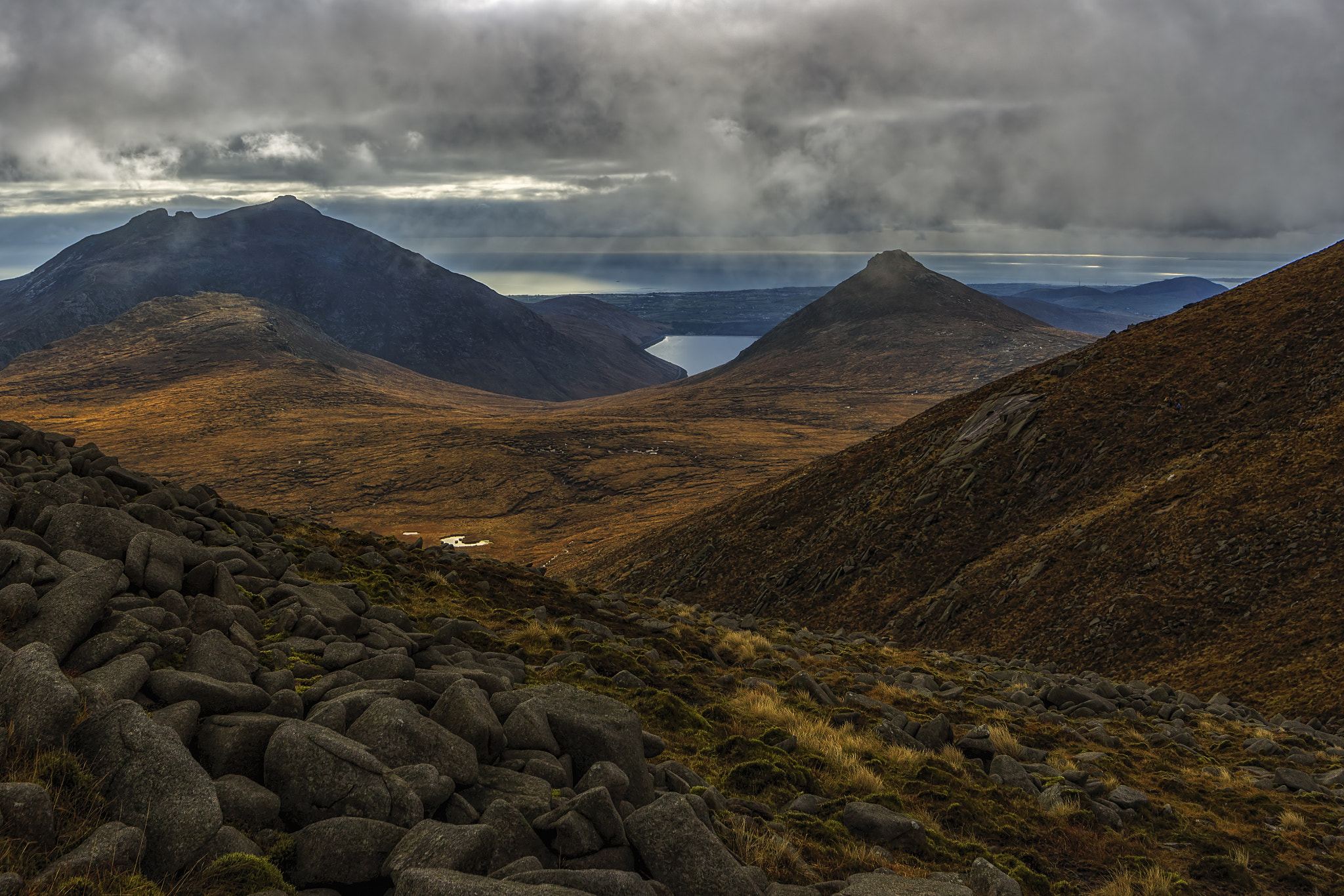 Canon EOS M10 sample photo. Ascending meelbeg photography