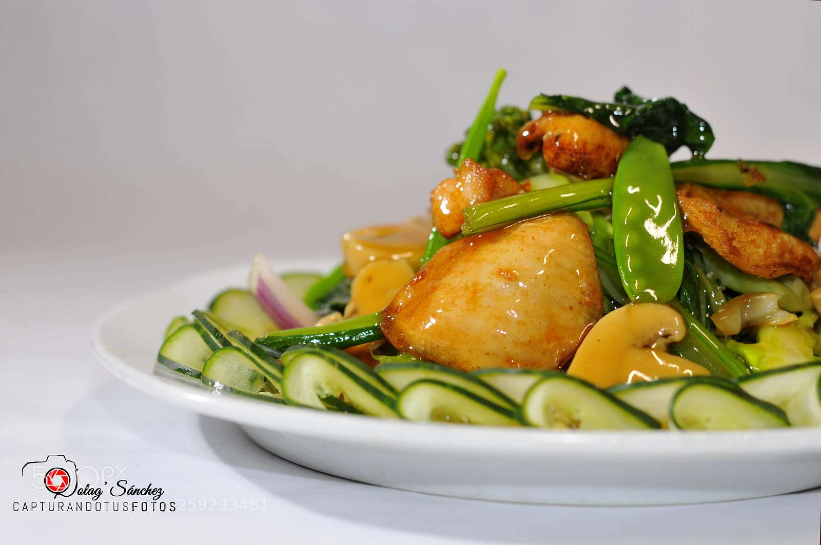 Nikon D300 sample photo. Pollo en trozos photography