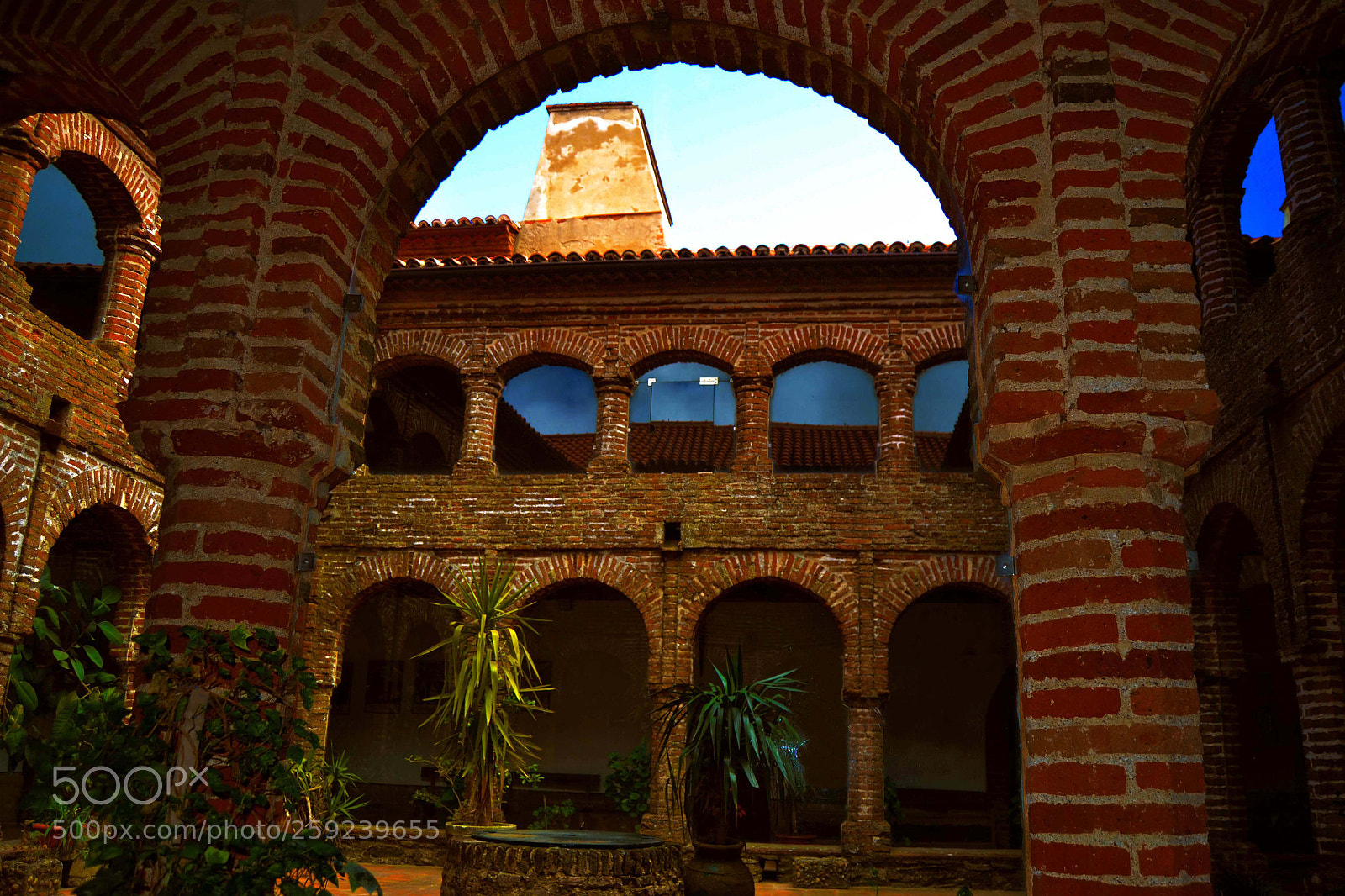 Nikon D3100 sample photo. Claustro monasterio de tentudia photography